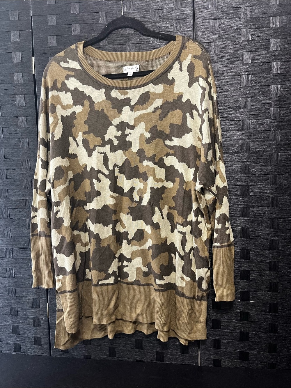 Wonderly Women’s Ivory & Sage Green Camo Dolman Sweater Long Sleeves Sz XL-New